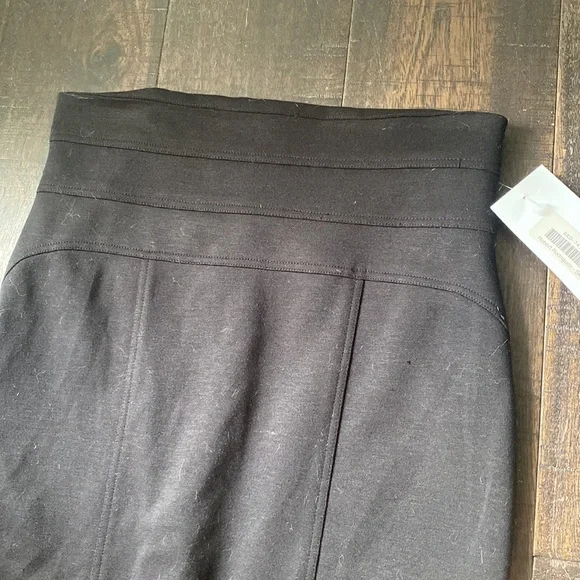 *SOON TO DONATE*
NWT Robert Rodriguez Pencil Skirt - Picture 5 of 12
